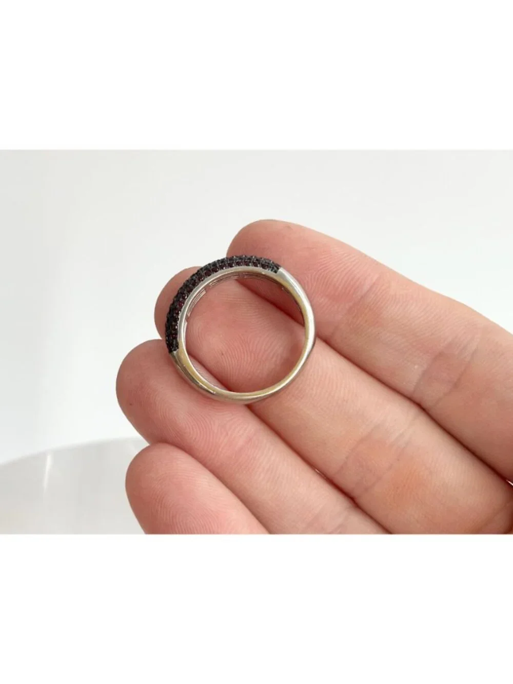 Minimalist Garnet Gemstone Pave Band Sterling Silver 925 Vintage Ring - sz 8